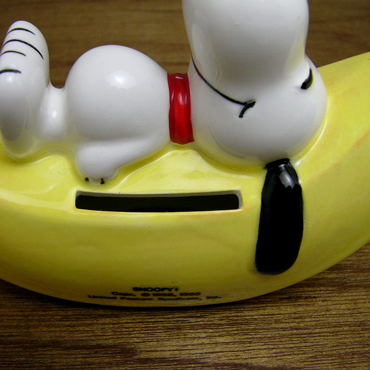 SNOOPY - スヌーピービンテージ　ディターミンドコインバンク ディターミンド☆スヌーピー コインバンク バナナ☆DEALERSHIP