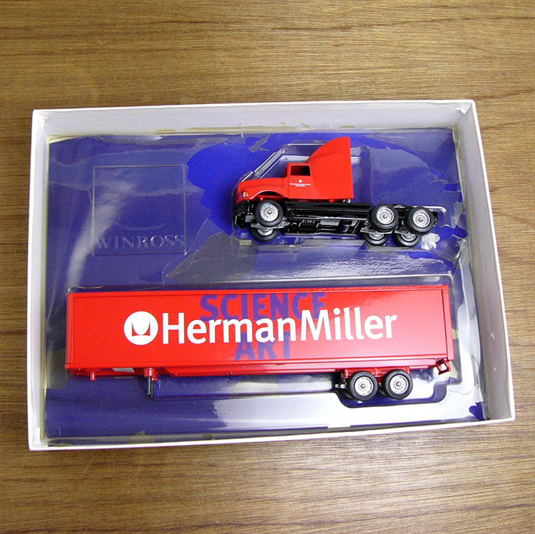 ハーマンミラー トレーラー トラック Herman Miller Eames WINROSS