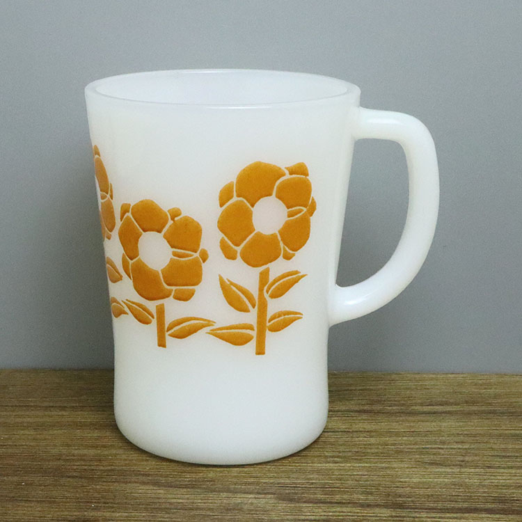 クラウン パイレックス/ポピー 黄土/製造年代:1970年代